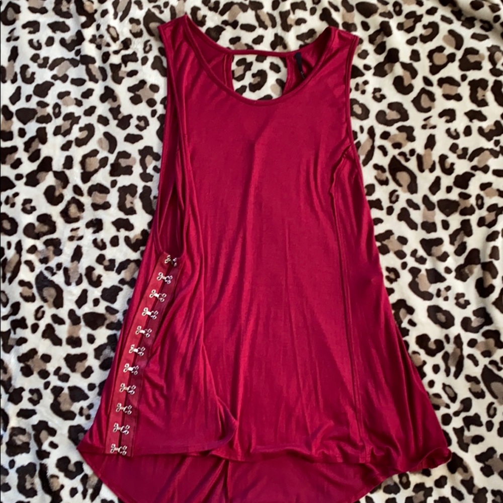 Burgundy tank, new not tags